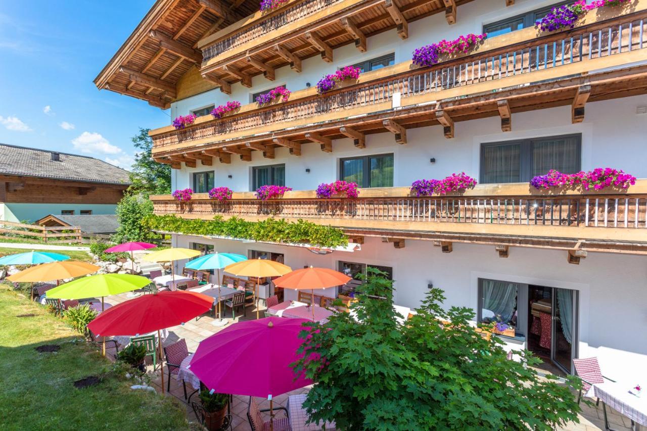 Pension Pinzgauer Hof Maria Alm am Steinernen Meer Exterior foto