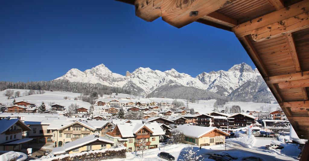 Pension Pinzgauer Hof Maria Alm am Steinernen Meer Exterior foto